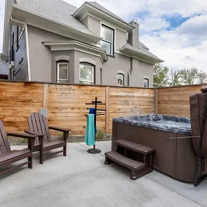  Holiday home Luxurydenver W Hot Tub 2 Mi To Downtown United States
